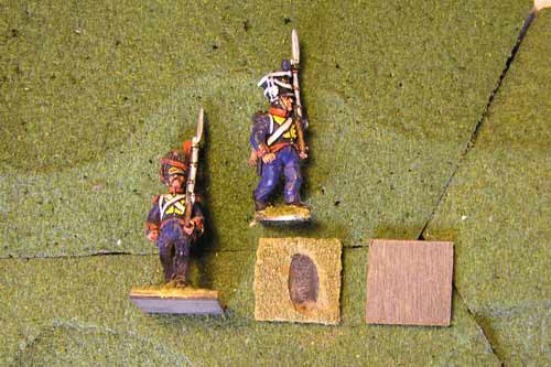 Plastic w/Magnetic Bottom (Thin) 20mm x 20mm 15 per pack