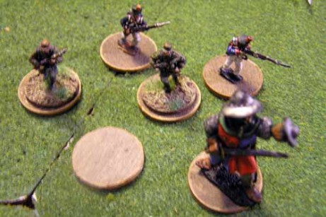 Plastic w/Magnetic Bottom (Thin) 20mm Round 12 per pack